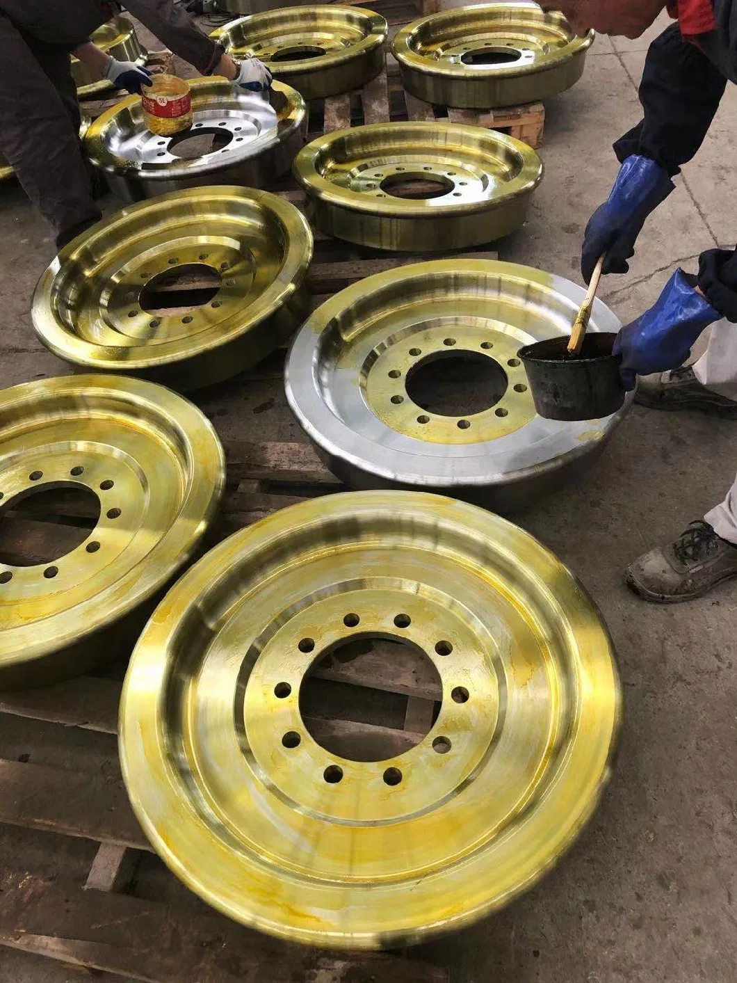 Forged Aluminum Truck Wheels or Rims for Heavy-Duty Truck
